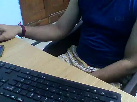 Moanographer live sex cam