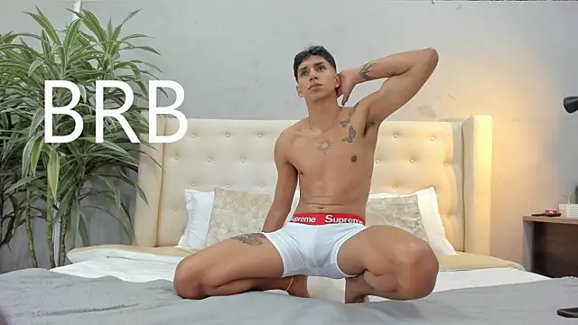 kieran_derek live sex cam