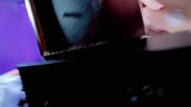 ValeriaAguilar live sex cam