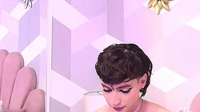 KylieMonnett live sex cam