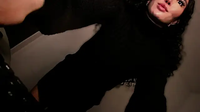 MissValentinaJohnson live sex cam