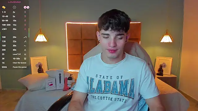 AlejooTwink live sex cam