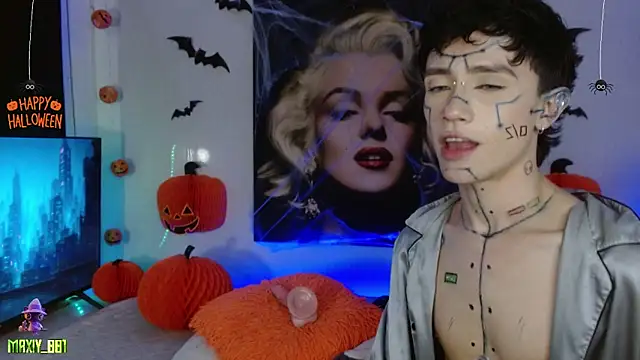 maxiy_001 live sex cam