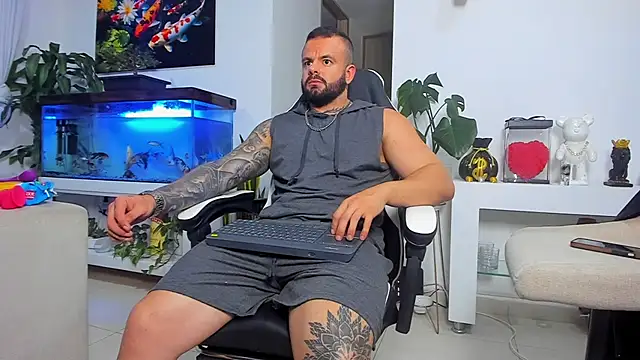 Johnnygrayson1 live sex cam