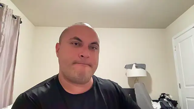 SluggishChase99 live sex cam