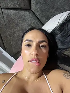 alina_cruz live sex cam