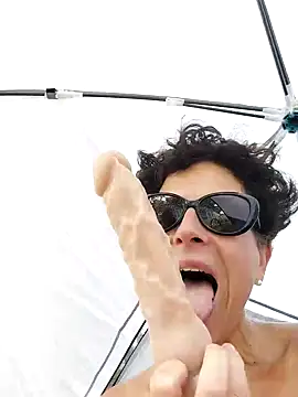 LightedWoman live sex cam