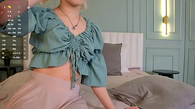 SandyShayes live sex cam