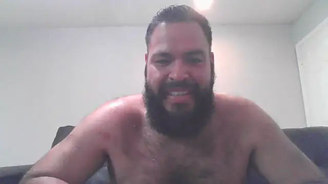 BigJohnBear39 live sex cam