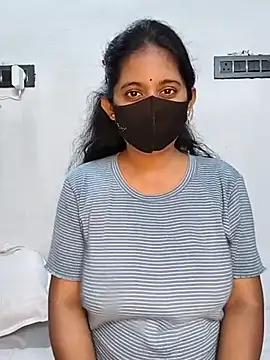 Your-Vedika live sex cam