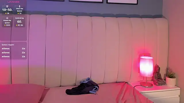 DaimondPink live sex cam
