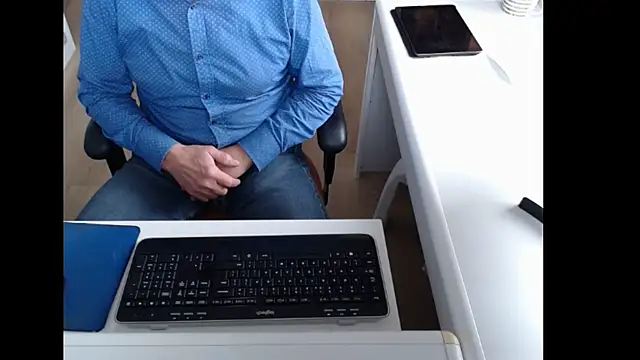 dutchpornking live sex cam
