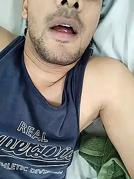 Ilhaamgrey live sex cam