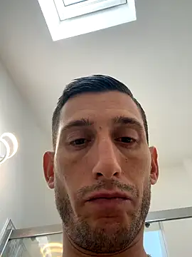 Gionnytav live sex cam