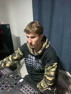 oliver_Lz live sex cam