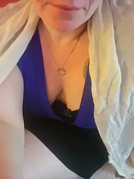 petitoiseau67 live sex cam