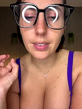 MysteryGirl7 live sex cam