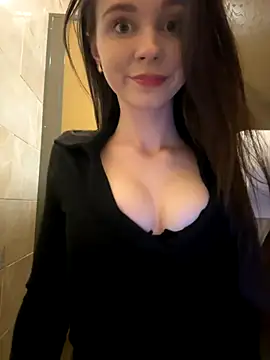 MilaBee live sex cam