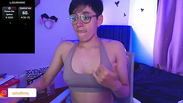 spicyferny live sex cam