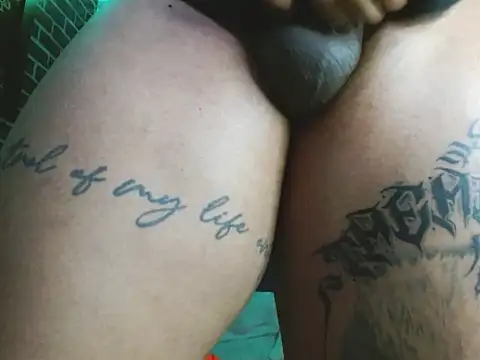 jordan_bigcock_ live sex cam