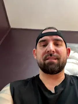 Lover_boy_89 live sex cam