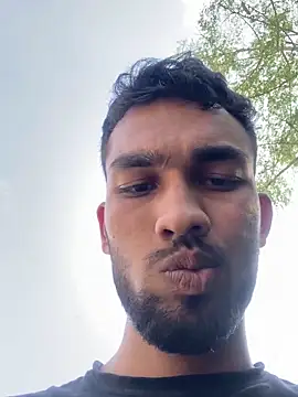 cutekaran live sex cam