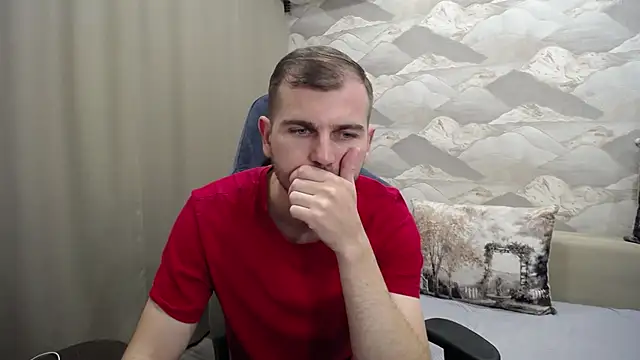 SerzhKorol1's Stripchat show and profile