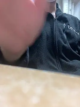 swimmboyy live sex cam