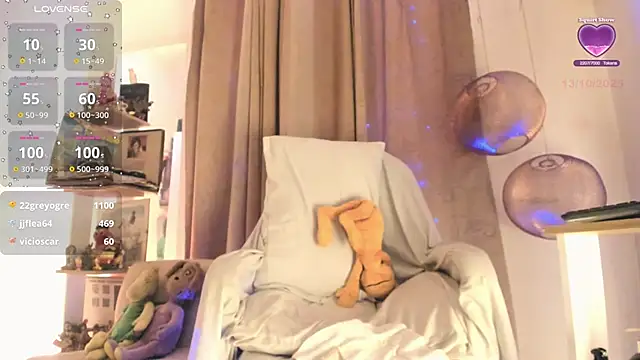 Venuslusty live sex cam