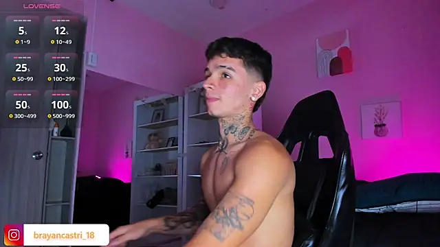Ian_Castillo_ live sex cam