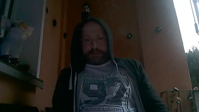 Couplemanxt1986 live sex cam