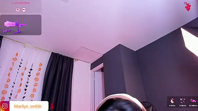 MarilynSmIith live sex cam
