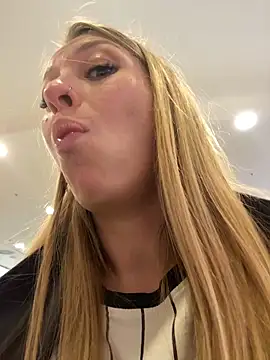 Sweet___Emily live sex cam