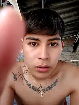 Lukas_strong live sex cam