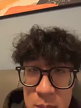 HHAARRYYXXL live sex cam