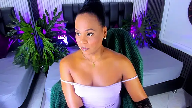 AriebonyBrooke live sex cam