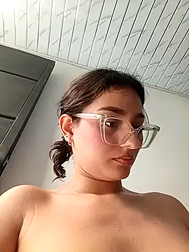 Ary-18 live sex cam