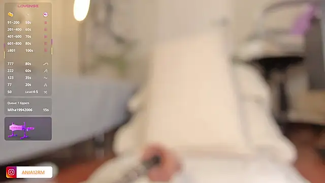 catalinasaiz live sex cam
