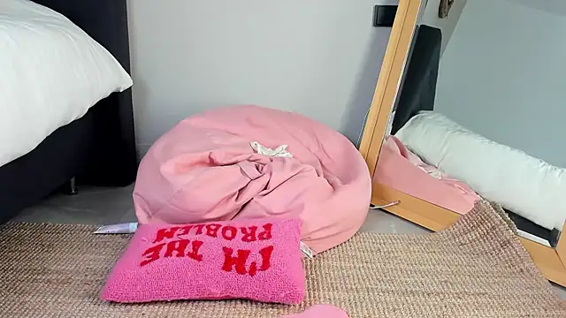 mazekyn live sex cam