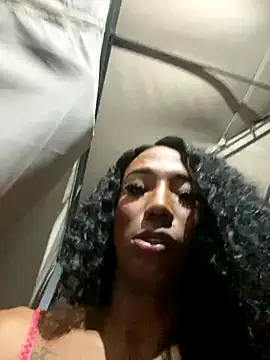 tamarabigass1 live sex cam
