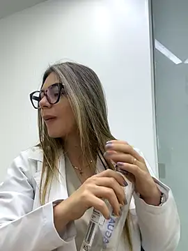 alicee16 live sex cam
