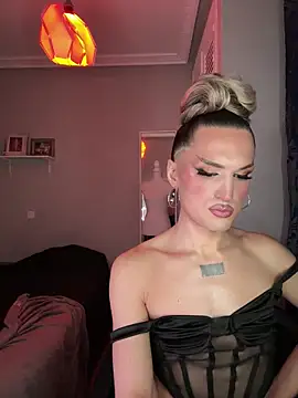 Crystal_________ live sex cam