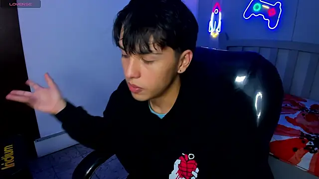 StiwenTwink live sex cam