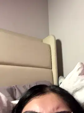 ThickerThanYoBitch live sex cam
