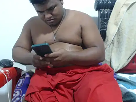 PONSE_LATINO live sex cam