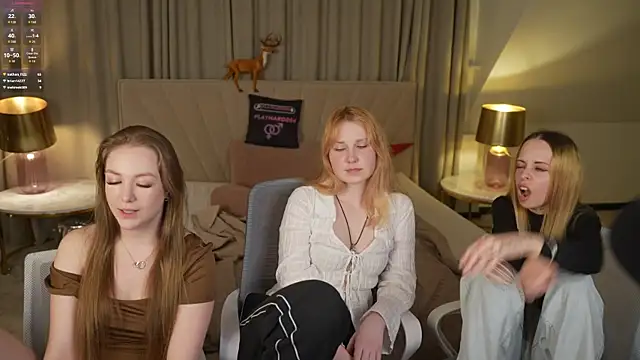 Ella_054 live sex cam