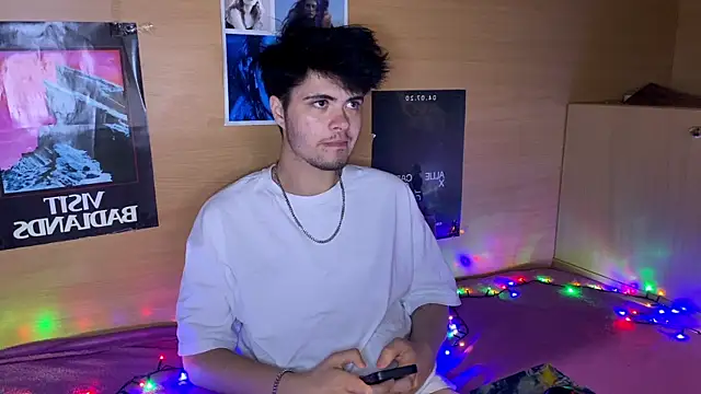 mystrauud live sex cam
