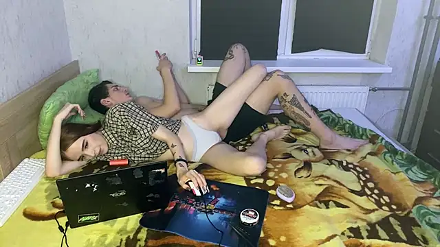 aliatorress live sex cam