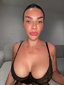 krissiswrld- live sex cam