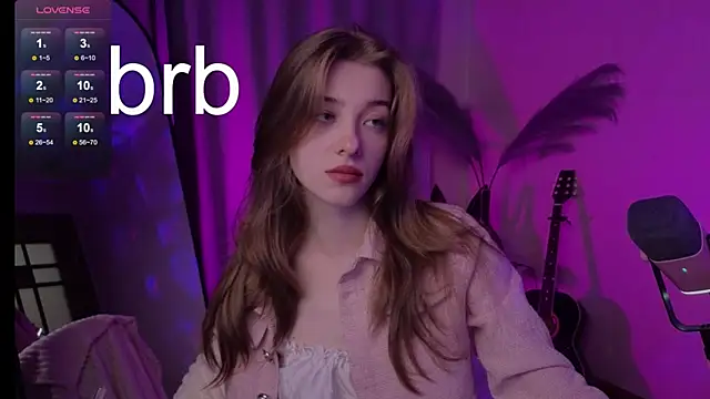 AstraMist live sex cam